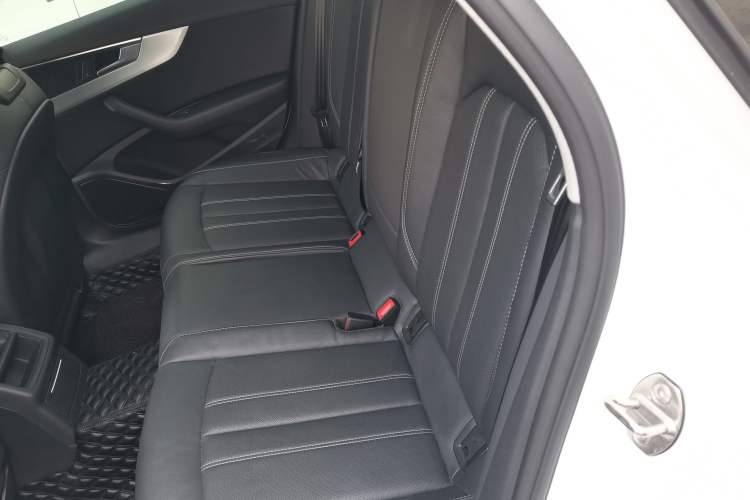 Used Audi A4L 2020 40 TFSI Fashion Dynamic Model
