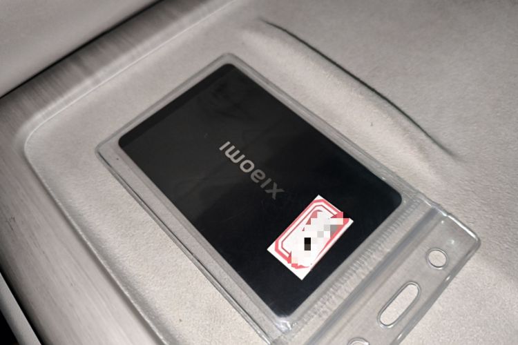 Used Xiaomi Auto SU7 2024 Four-Wheel Drive Ultra-Long Range Advanced Intelligent Driving Max Edition Vehicle Key