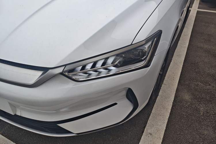 Used BYD Qin PLUS 2021 EV 400KM Leading Comfort Edition