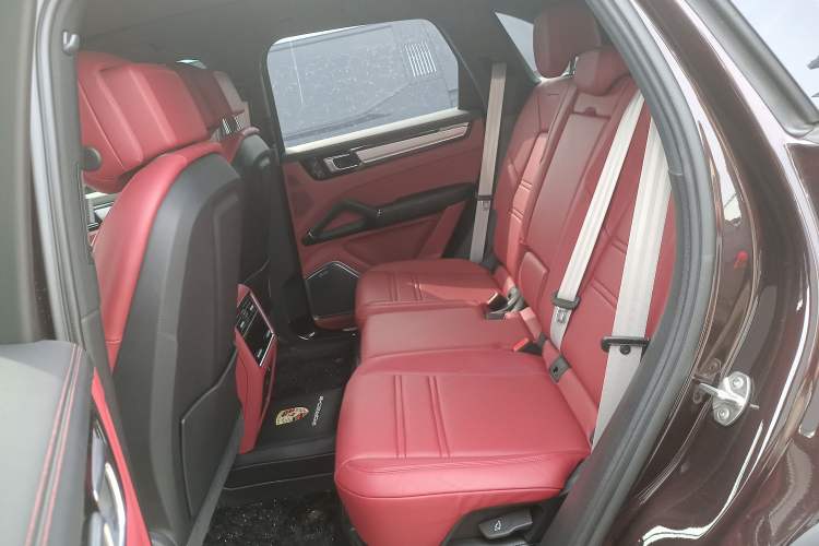 Used Porsche Cayenne E-Hybrid 2023 Cayenne E-Hybrid 2.0T Platinum Edition