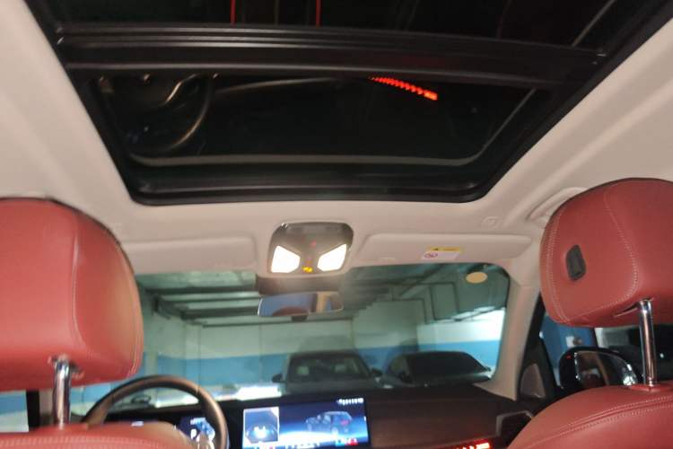 Used BMW X5 2023 xDrive 30Li Luxury M Sport Package Headliner