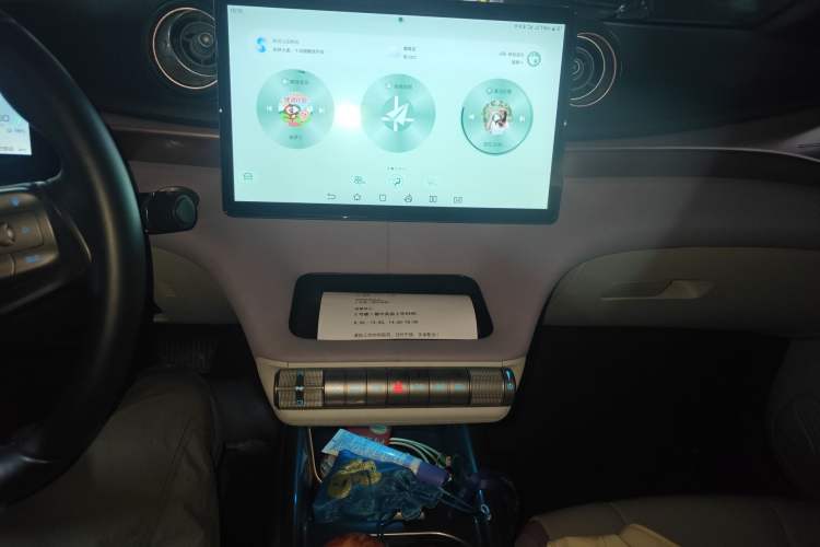 Used BYD Dolphin 2021 405 km Fashion Edition Audio And AC Panel