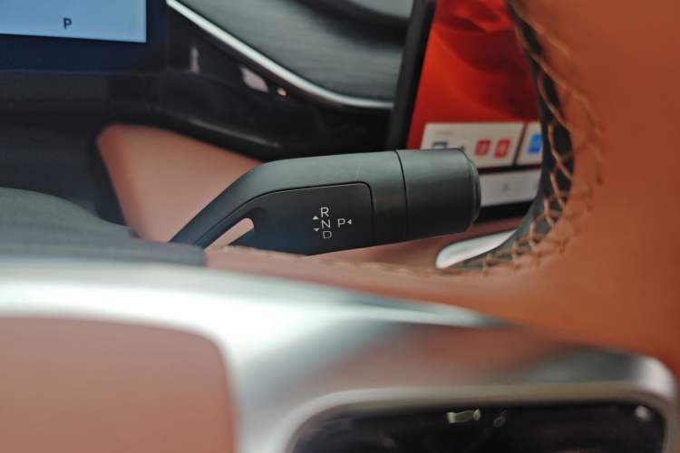 Used Geely Galaxy L6 2025 EM-i 140km Starship Edition
