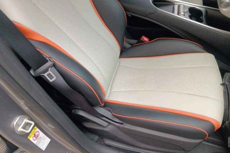 Used BYD Dolphin 2021 405 km Free Version Right Front Seat