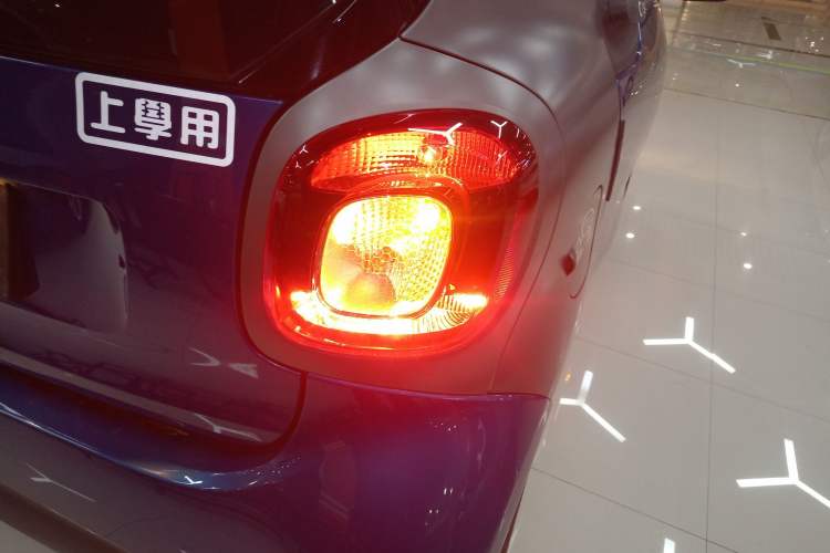 Used smart fortwo 2018 1.0L 52kW Hardtop Dynamic Version China V