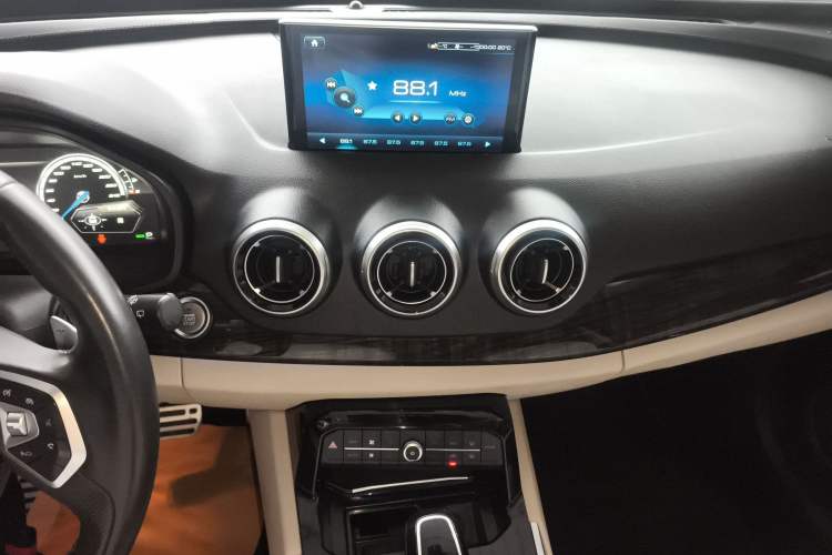 Used Wey VV7 2017 2.0T Flagship Model
