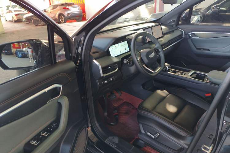 Used Geely Auto Haoyue L 2023 2.0T DCT Prestige Edition