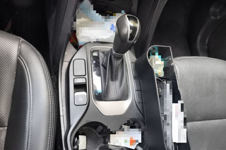 Used Hyundai Santa Fe 2015 2.4L Automatic All-Wheel Drive Smart Version 5 Seats
