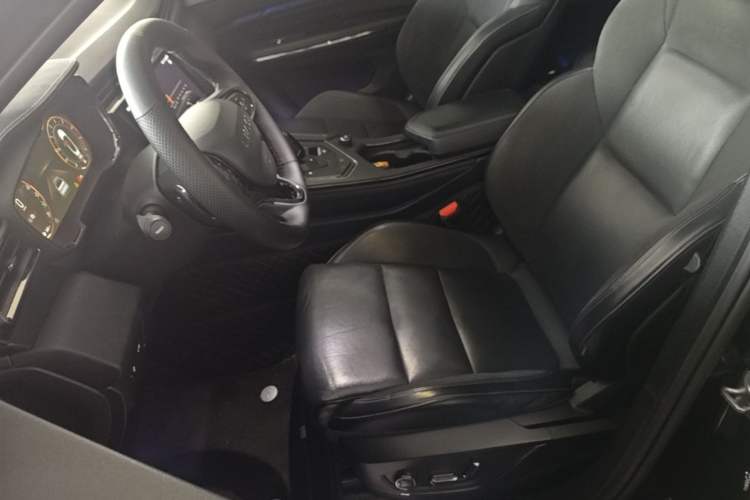 Used Lynk & Co 01 2021 2.0TD Four-Wheel Drive Dark Night Edition
