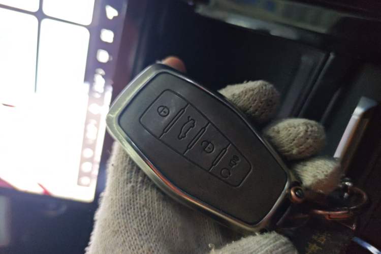 Used Geely Auto Emgrand X7 Sport 2024 1.5TD Smart Connect+ Interior 1