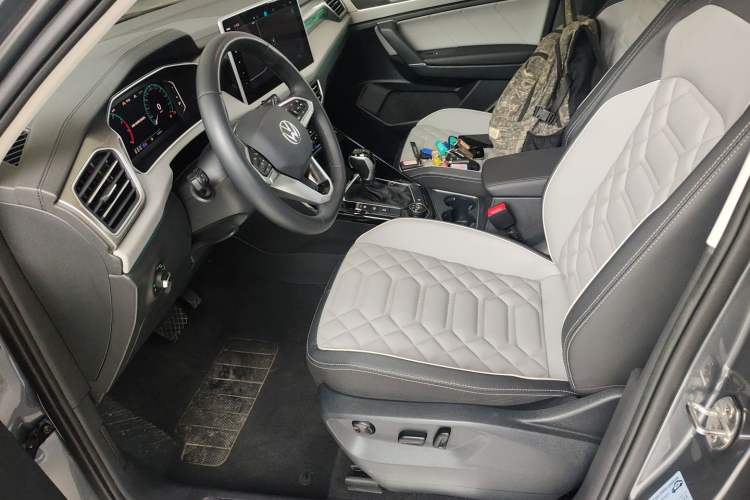 Used Volkswagen Tayron 2023 Revised Version 380TSI All-Wheel Drive R-Line High-Energy Edition Left Front Seat