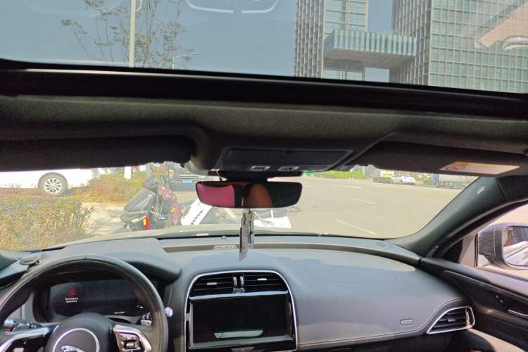 Used Jaguar XEL 2021 2.0T 250 PS S Progressive Elegance Edition
