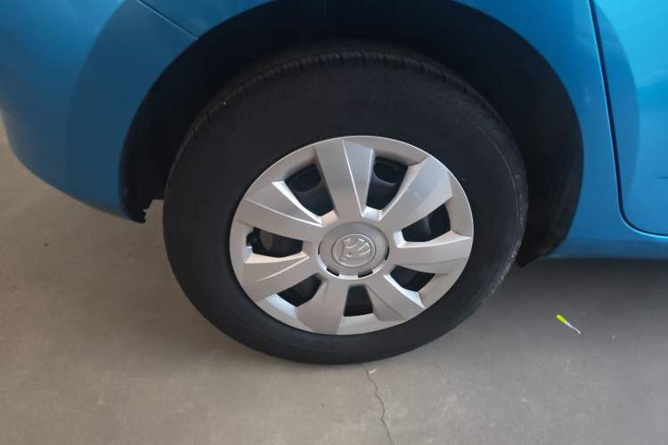 Used Skoda Fabia 2015 1.4L Automatic Front-Drive Model Right Rear Wheel Hub