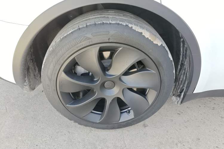 Used Tesla Model Y 2024 Rear-Wheel-Drive Version