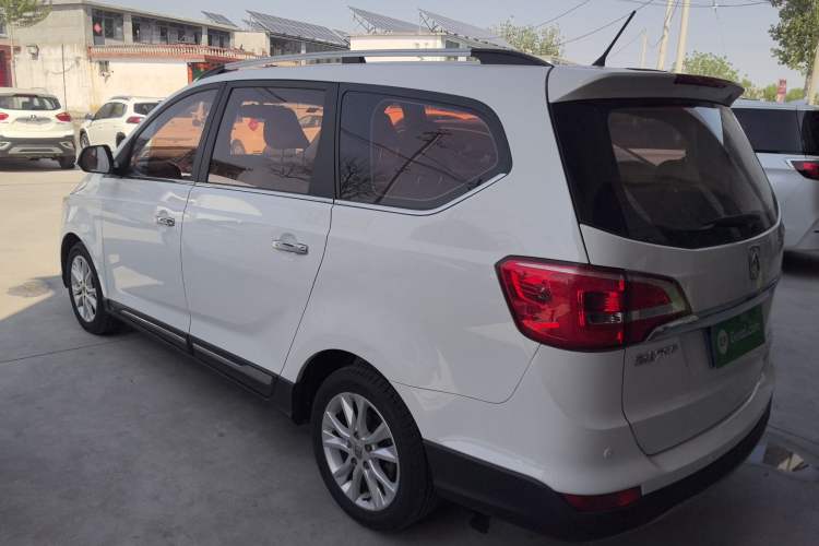 Used Baojun 730 2016 1.5L Manual Comfort Version 7 Seats China V Emission Standard Exterior 2
