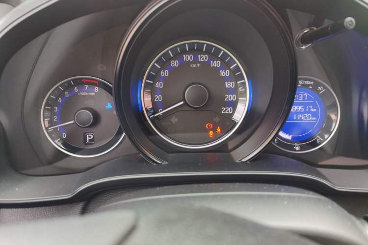 Used Honda Fit 2016 1.5L LXS CVT Comfort Sunroof Version Instrument Cluster