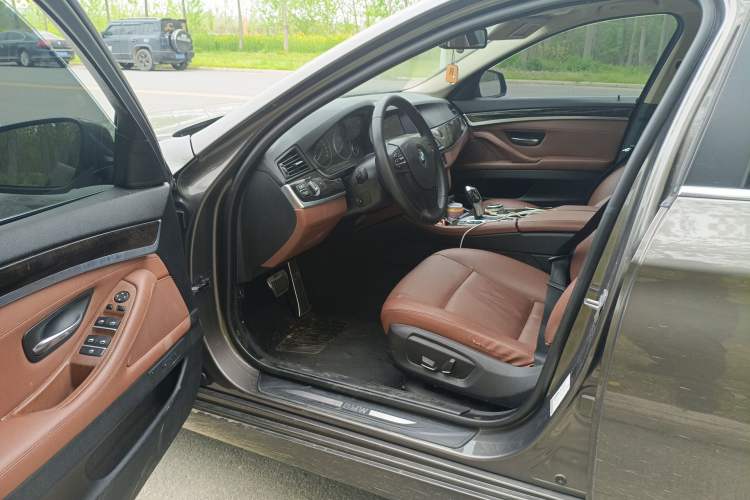 Used BMW 5 Series 2013 525Li Leading Model Driver Seat