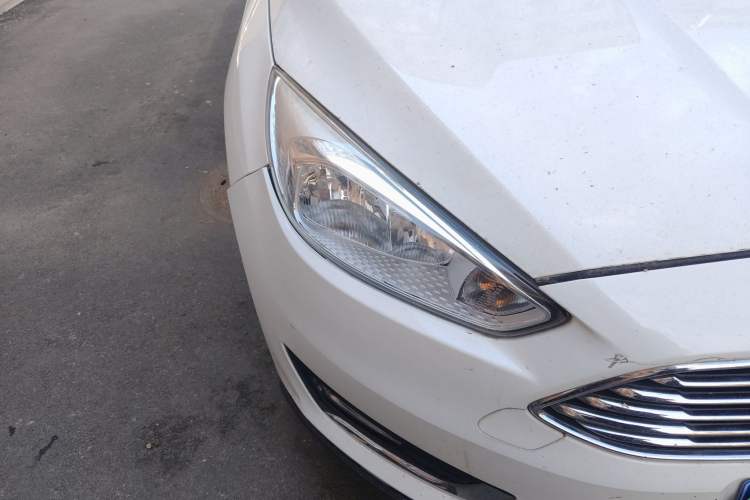 Used Ford Focus 2017 Sedan EcoBoost 180 Automatic Elite Model