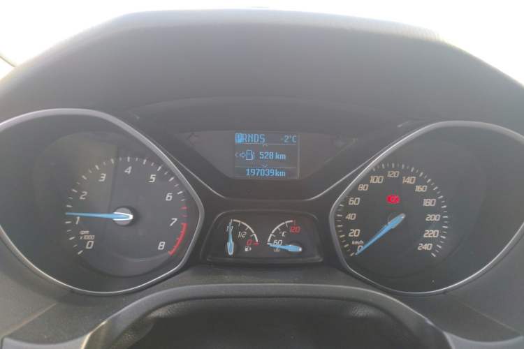 Used Ford Focus 2012 Sedan 1.6L Automatic Fashion Edition