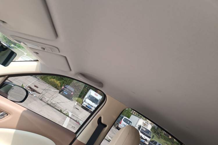 Used Wuling Hongguang MINIEV 2025 Four-Door Version Advanced Edition Headliner