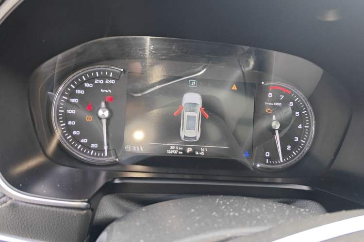 Used Roewe RX5 2016 30T Two-Wheel Drive Automatic Internet Smart Edition