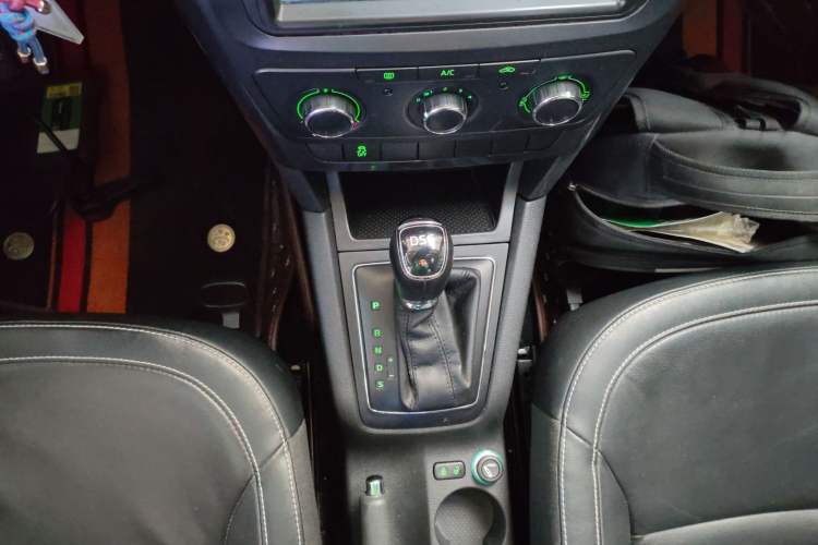 Used Skoda Yeti 2017 TSI280 DSG Car Enjoy Brothers Edition