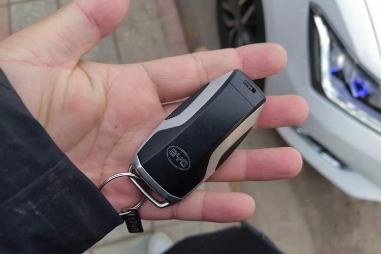 Used BYD Qin Pro New Energy 2019 EV Super Edition High-Power Long-Range Smart-Connected Cutting-Edge Model Vehicle Key