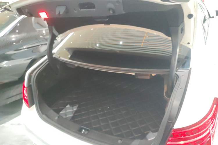 Used Mercedes-Benz E-Class 2016 E 200 Coupe Dynamic Edition