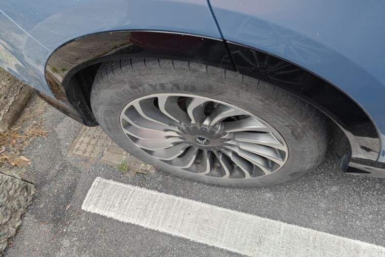 Used VOYAH FREE 2021 Four-Wheel Drive Standard Range-Extended Exclusive Luxury Package Exterior 3