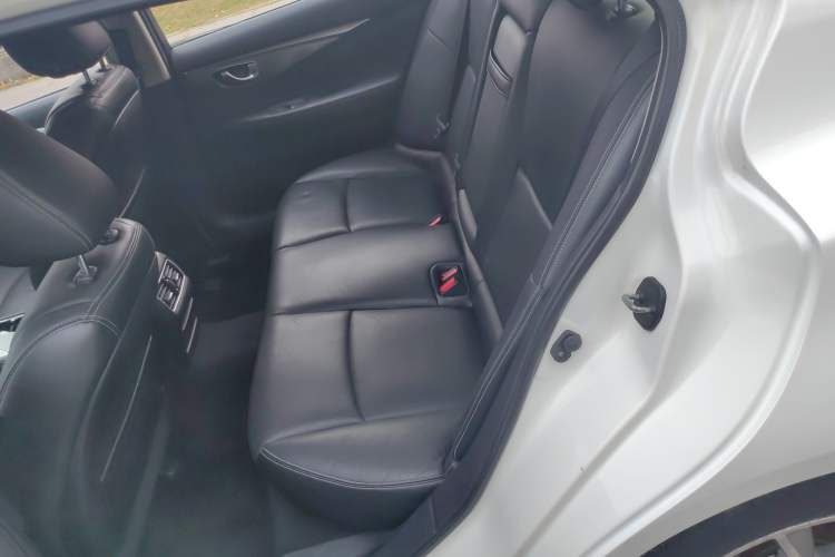 Used Infiniti Q50L 2016 2.0T Enjoyment Edition
