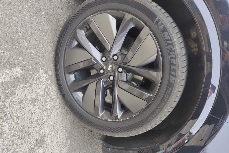 Used Li Auto L9 2022 Max model