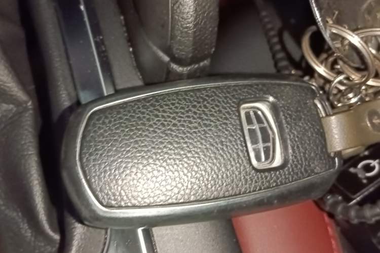 Used Geely Auto Vision X3 2021 PRO 1.5L CVT Deluxe Model