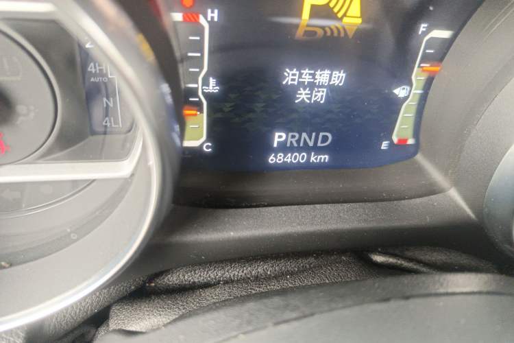 Used Jeep Wrangler 2018 2.0T Sahara Two-Door Edition Odometer Close Up