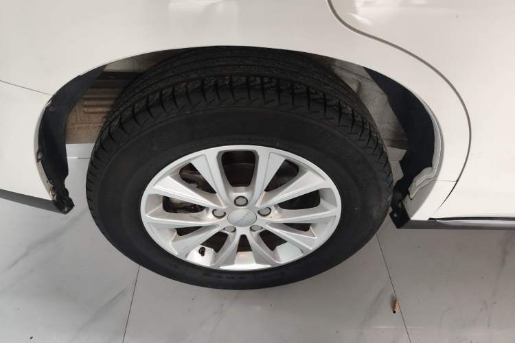 Used Haval M6 2021 PLUS 1.5T DCT Luxury Smart Connectivity Model Right Rear Wheel Hub