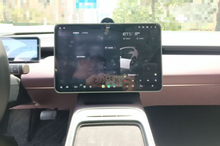 Used Nio ET5T 2025 75 kWh Touring Audio And AC Panel