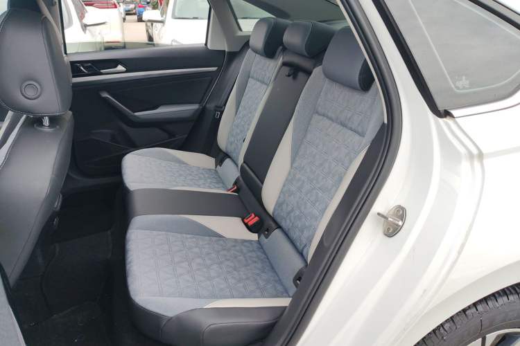 Used Volkswagen Lavida 2023 300TSI DSG Full-Comfort Edition