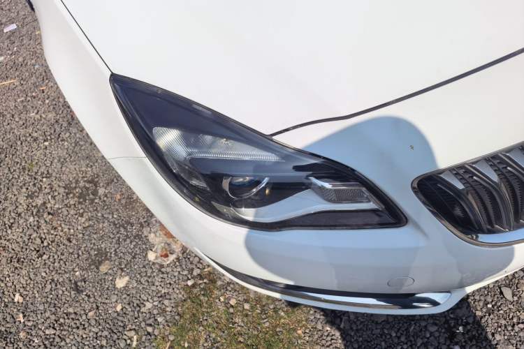 Used Buick Regal 2014 2.0L Leading Fashion Edition