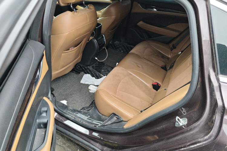 Used Buick LaCrosse 2018 28T Elite Edition Left Rear Seat