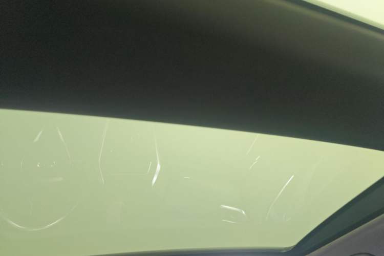 Used Toyota Harrier 2022 2.0L CVT Two-Wheel Drive Deluxe Edition
