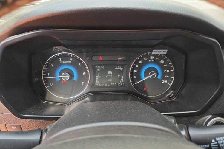 Used Dongfeng Fengon 580 2016 1.5T Manual Luxury Edition
