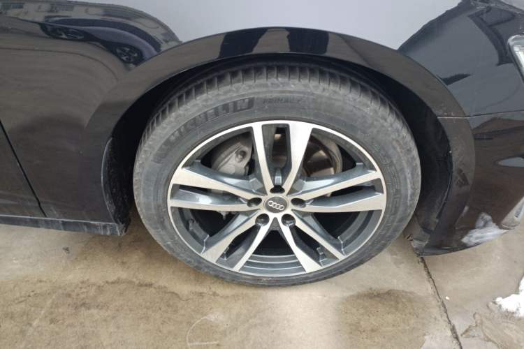 Used Audi A6L 2019 40 TFSI Luxury Dynamic Model
