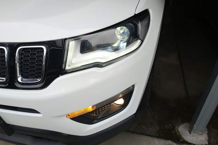 Used Jeep Compass 2017 200T Automatic Family Edition