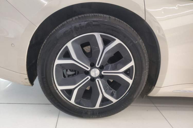 Used Hima Luxeed S7 2024 Pro Rear-Drive Long-Range Version