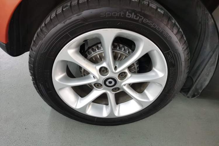 Used smart fortwo 2015 1.0L 52 kW hardtop Dynamic version