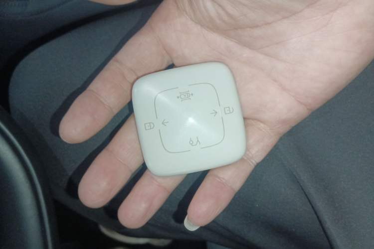 Used Zeekr 001 2024 WE Edition 95 kWh All-Wheel Drive Vehicle Key