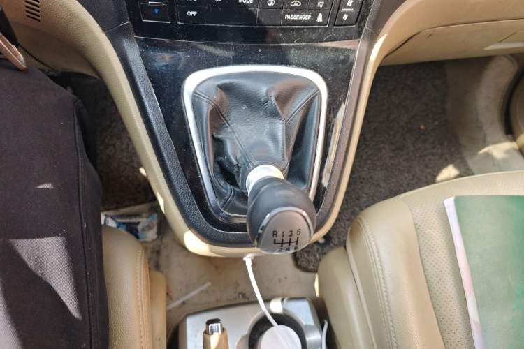 Used Haval H6 2012 Green Silence 2.0T Manual 4x4 Elite Model