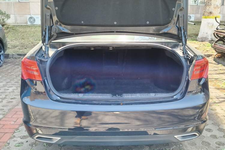 Used BAIC Senova D70 2013 2.0T Luxury Edition Trunk