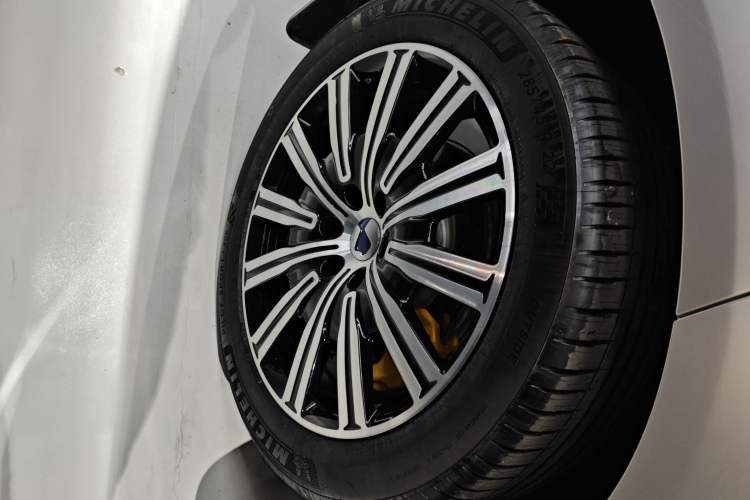 Used Denza N9 2025 Flagship Model