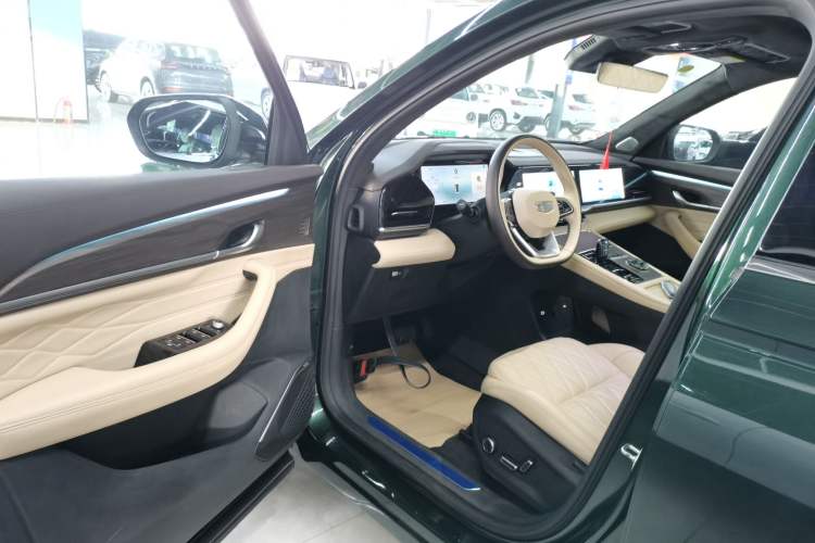 Used Geely Auto Monjaro L 2025 Dongfang Yao 2.0TD Automatic All-Wheel-Drive Wangyue Edition