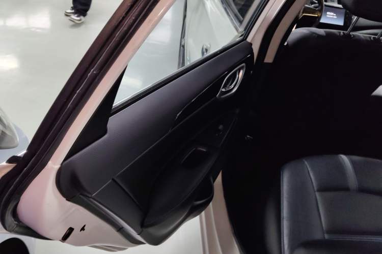 Used Nissan Sylphy EV 2018 ZhiZun Edition
